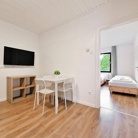 Raj Living - 1 , 2 And 3 Room Monteur Apartments Duisburg Exterior photo